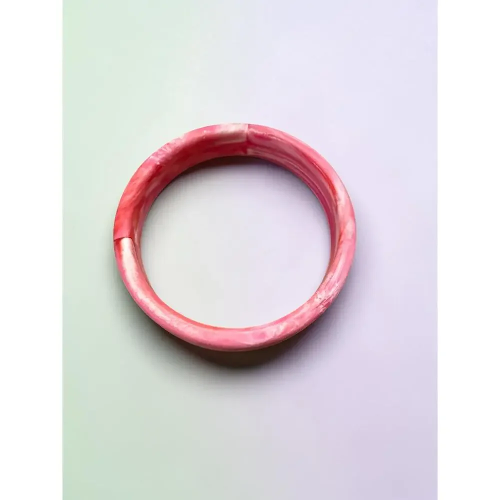 Vintage Pink White Marbled Lucite Bangle Bracelet Matte Mod Slim 10